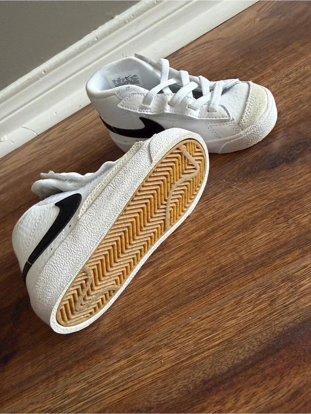 Toddler 6C AirForce - 7C Nike Hightop - 5/6 Swim Shoe - Picture 5 of 7